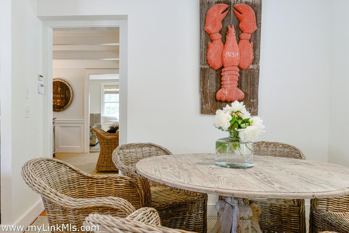 Dining room, Interior