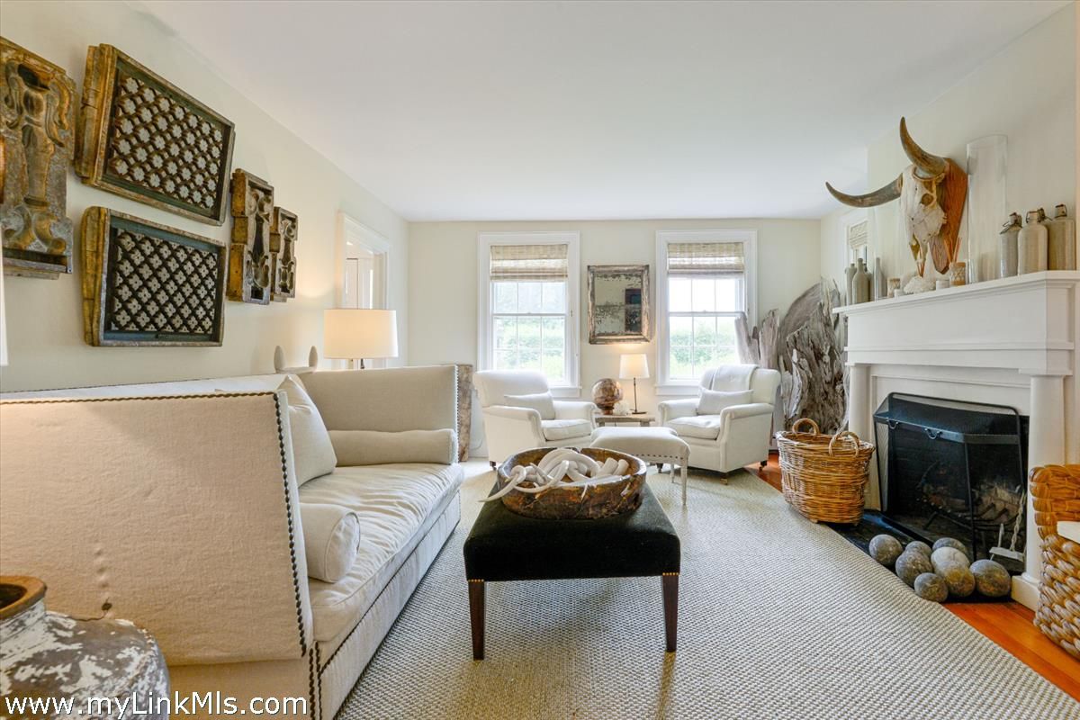 Fireplace, Interior, Living room