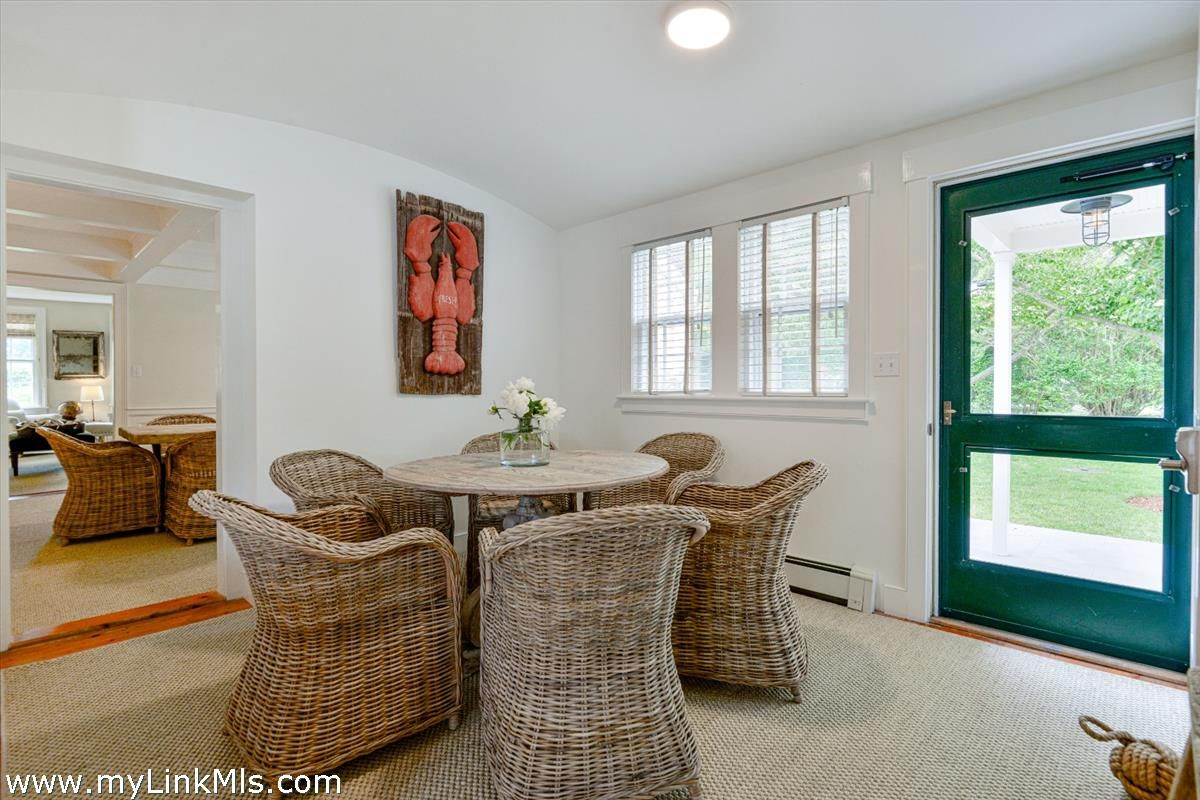 Dining room, Interior, Recessed Lighting