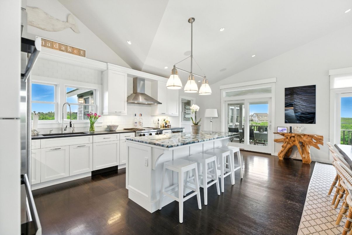 Chandelier, Interior, Kitchen, Pendant Lights, Recessed Lighting, Stainless Steel Appliances, Wood Texture Flooring