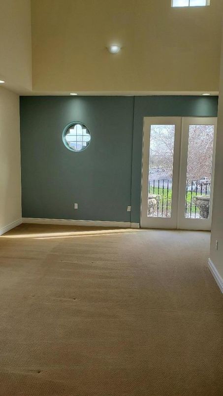 Empty room, Interior, Recessed Lighting