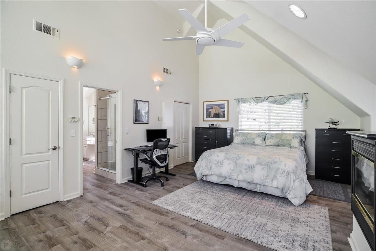 Bedroom, Home Office, Interior, Recessed Lighting, Wood Texture Flooring