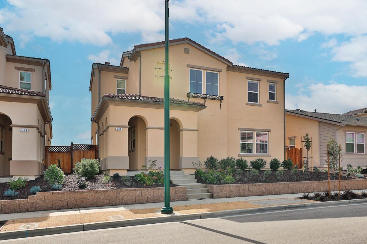 Exterior, Facade, Mediterranean