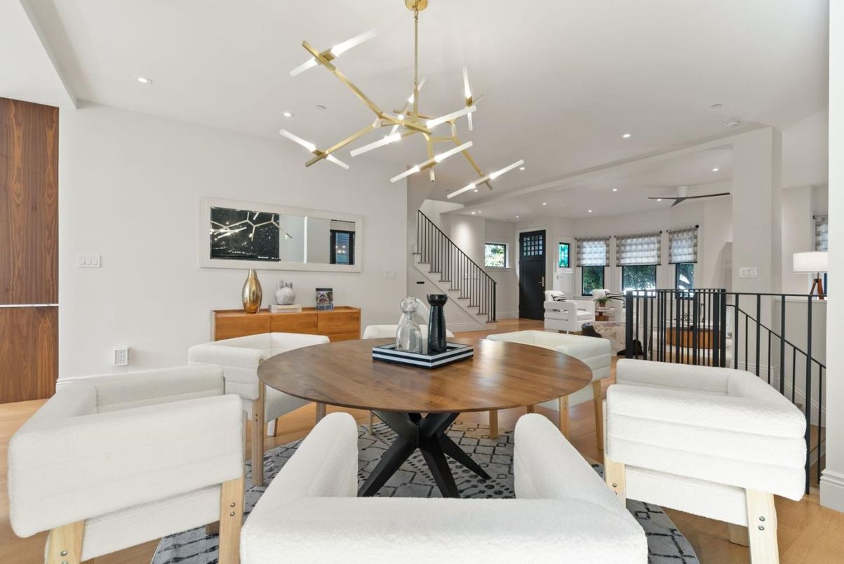 Dining room, Interior, Kitchen, Pendant Lights, Recessed Lighting, Wood Texture Flooring