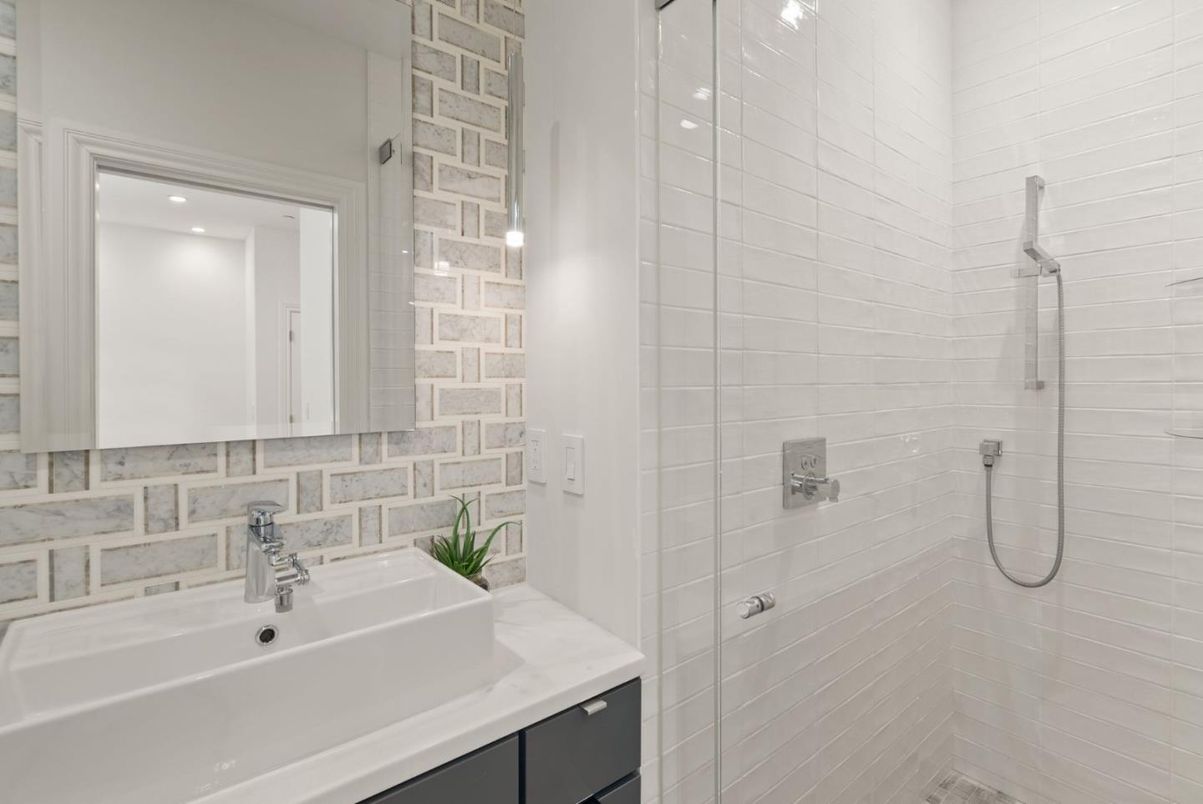 Bathroom, Interior, Pendant Lights, Recessed Lighting