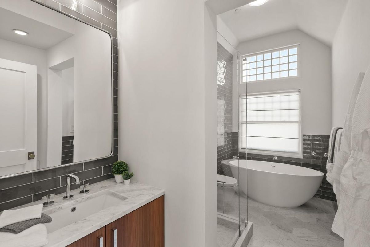 Bathroom, Free Standing Baths, Glass Shower, Interior, Marble, Recessed Lighting