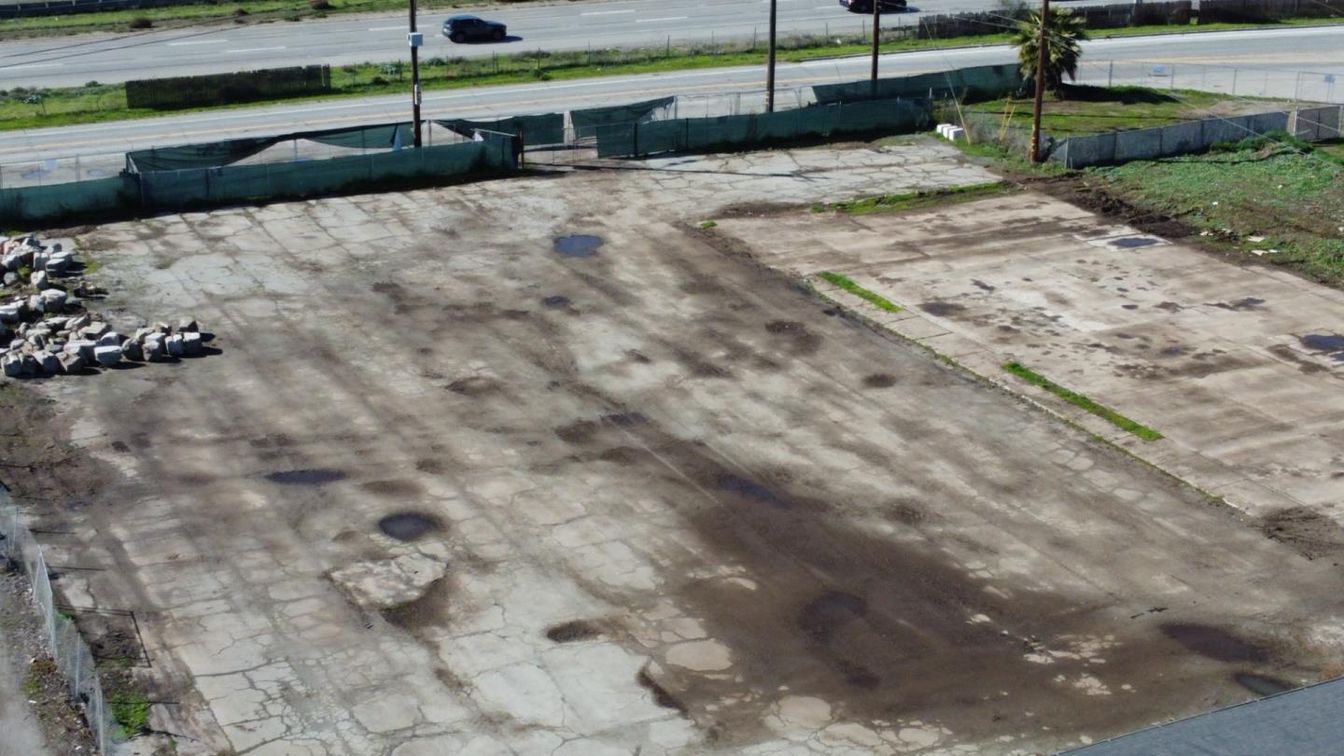 Exterior, Drone