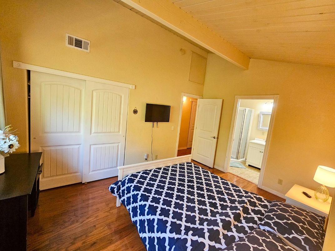 Bedroom, Interior, Wooden Beams, Wooden Ceilings, Wood Texture Flooring