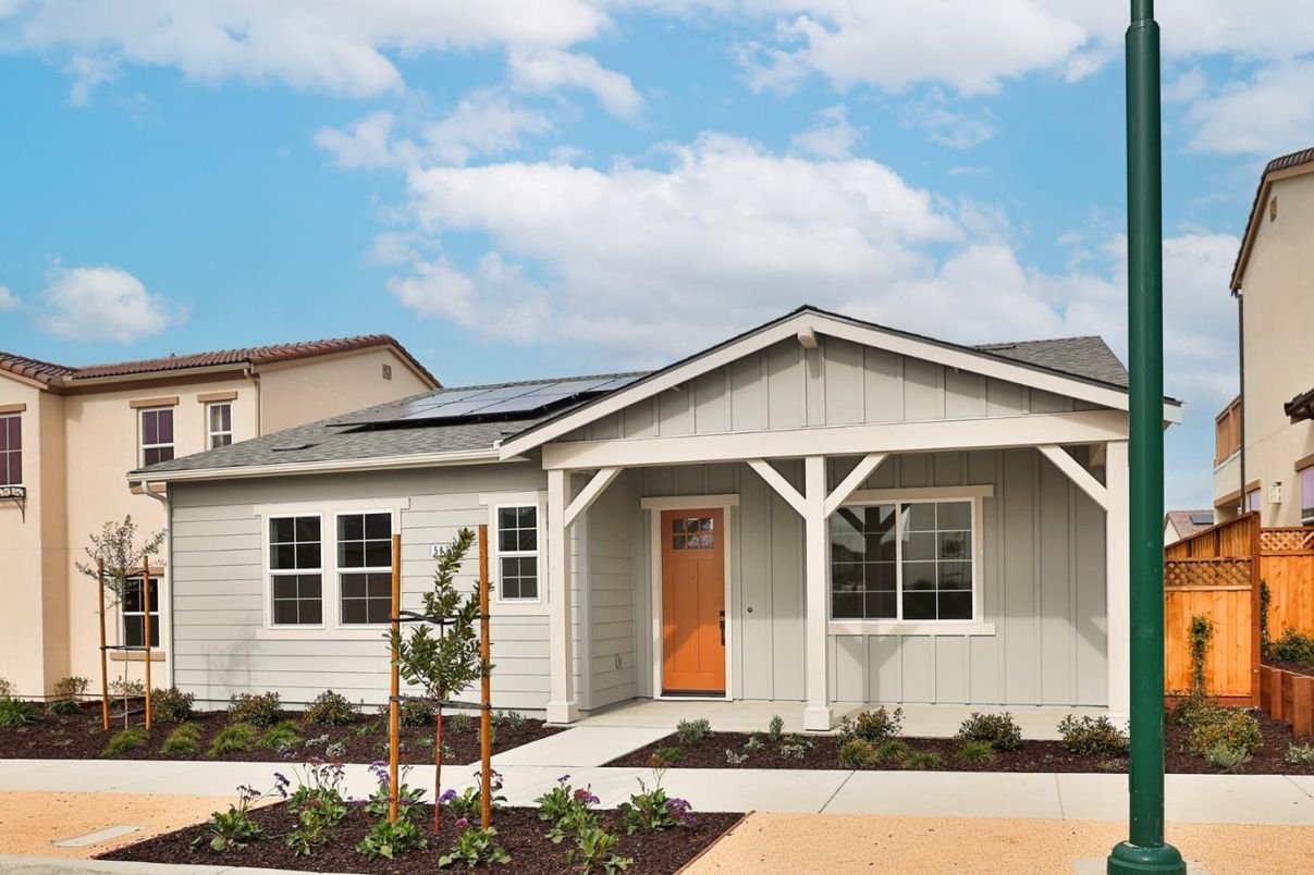 Exterior, Facade, Solar Panels, Ranch