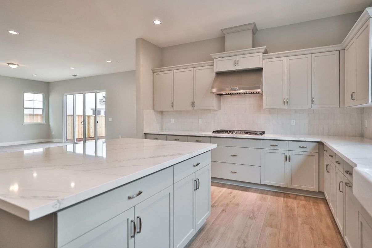 Interior, Kitchen, Recessed Lighting, Wood Texture Flooring