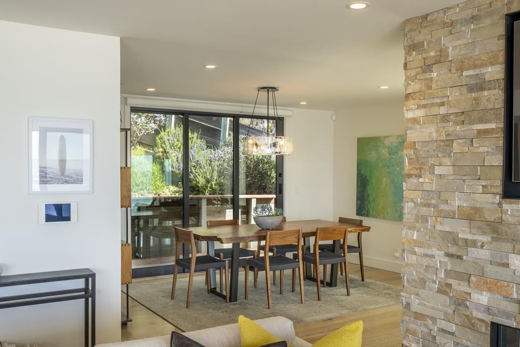 Dining room, Interior, Pendant Lights, Recessed Lighting, Stone Walls, Wood Texture Flooring