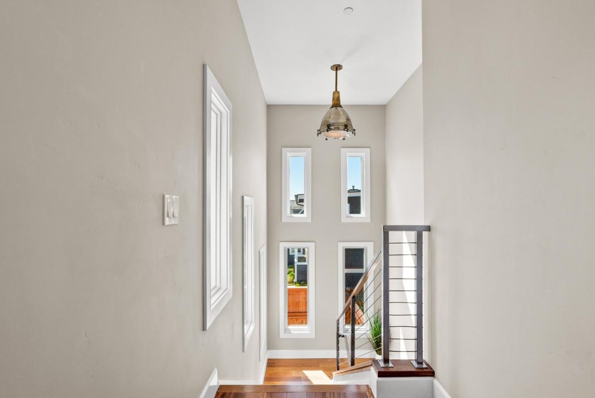 Interior, Pendant Lights, Wood Texture Flooring