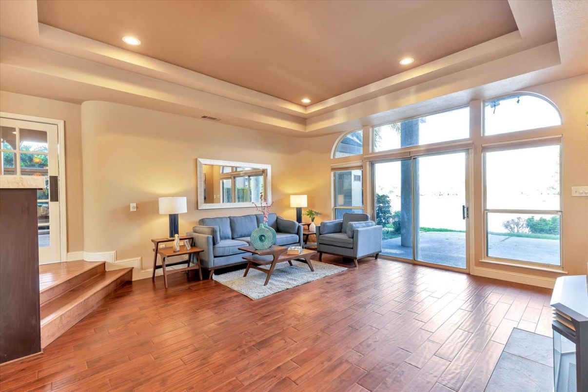Fireplace, Interior, Living room, Recessed Lighting, Wood Texture Flooring