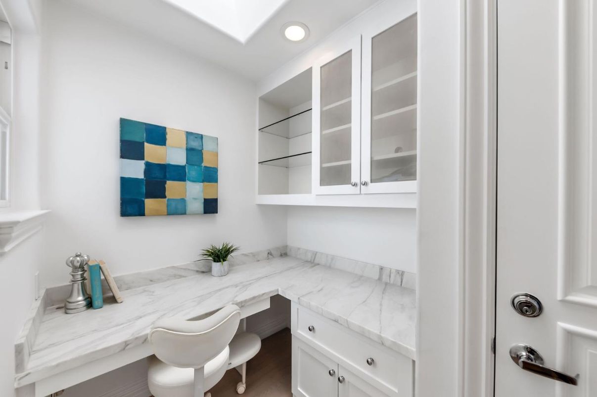 Interior, Recessed Lighting