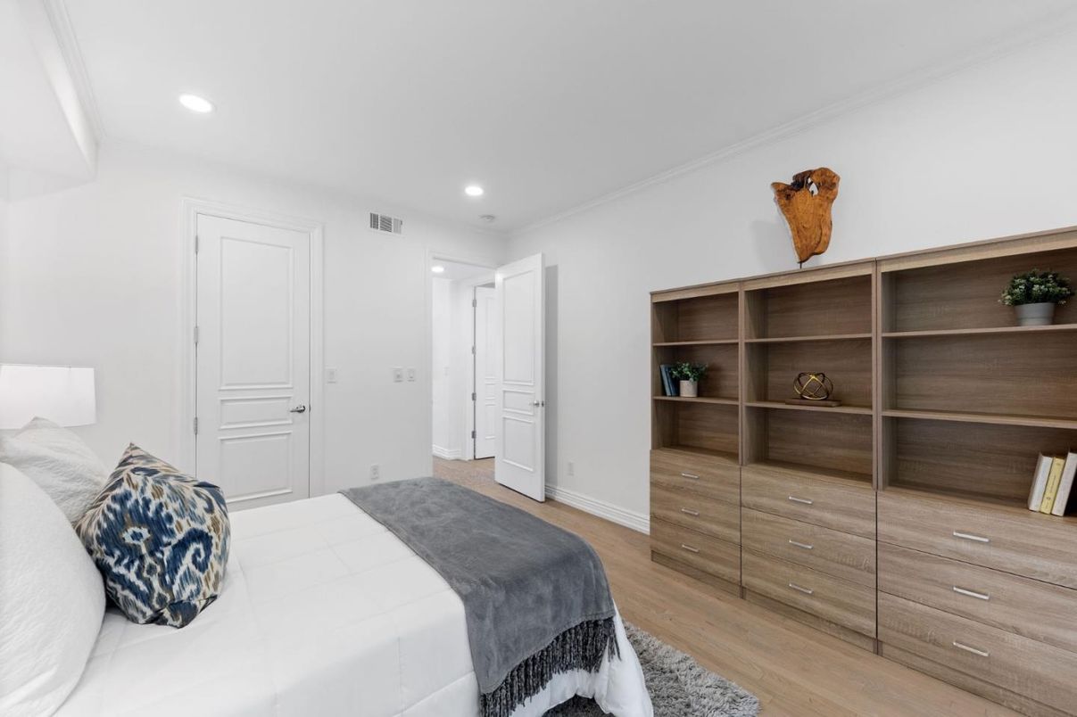 Bedroom, Interior, Recessed Lighting, Wood Texture Flooring