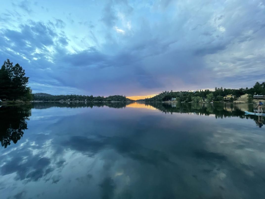 Exterior, Lake