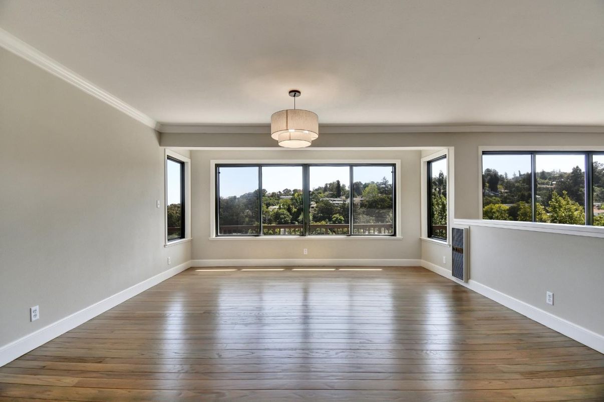 Empty room, Interior, Pendant Lights, Wood Texture Flooring
