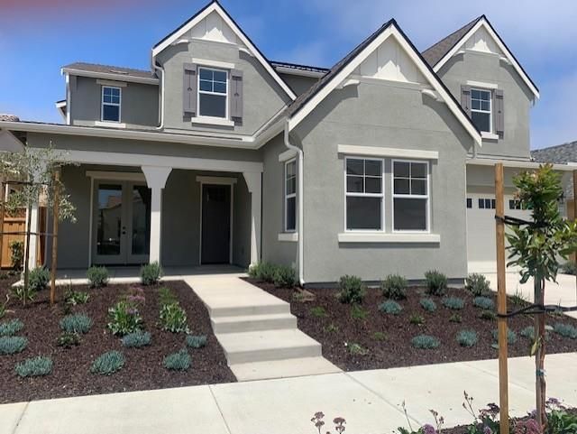 Exterior, Facade, American Craftsman