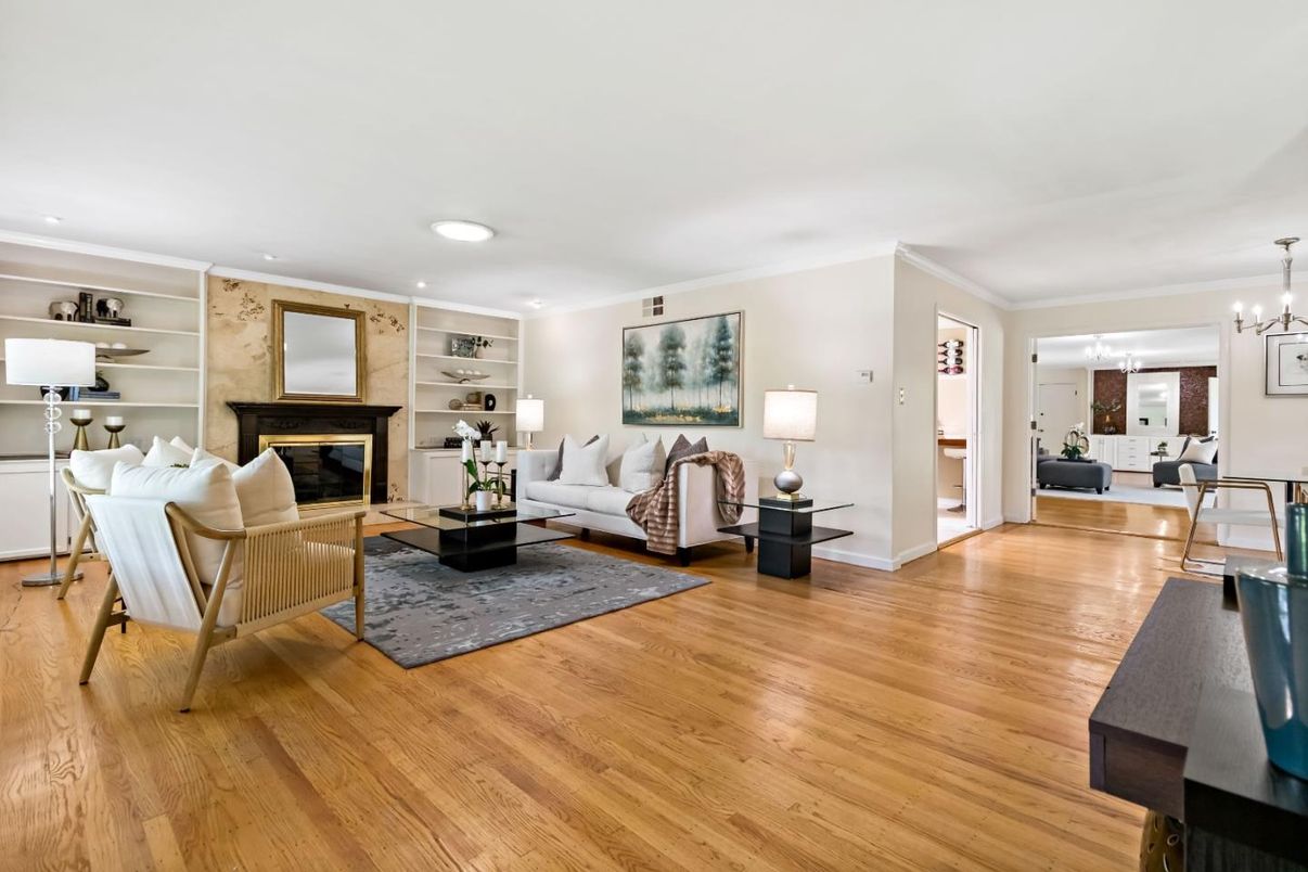 Fireplace, Interior, Living room, Pendant Lights, Recessed Lighting, Wood Texture Flooring