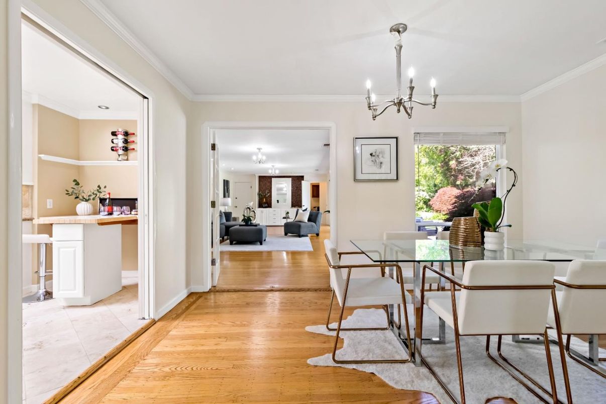 Chandelier, Dining room, Interior, Living room, Wood Texture Flooring