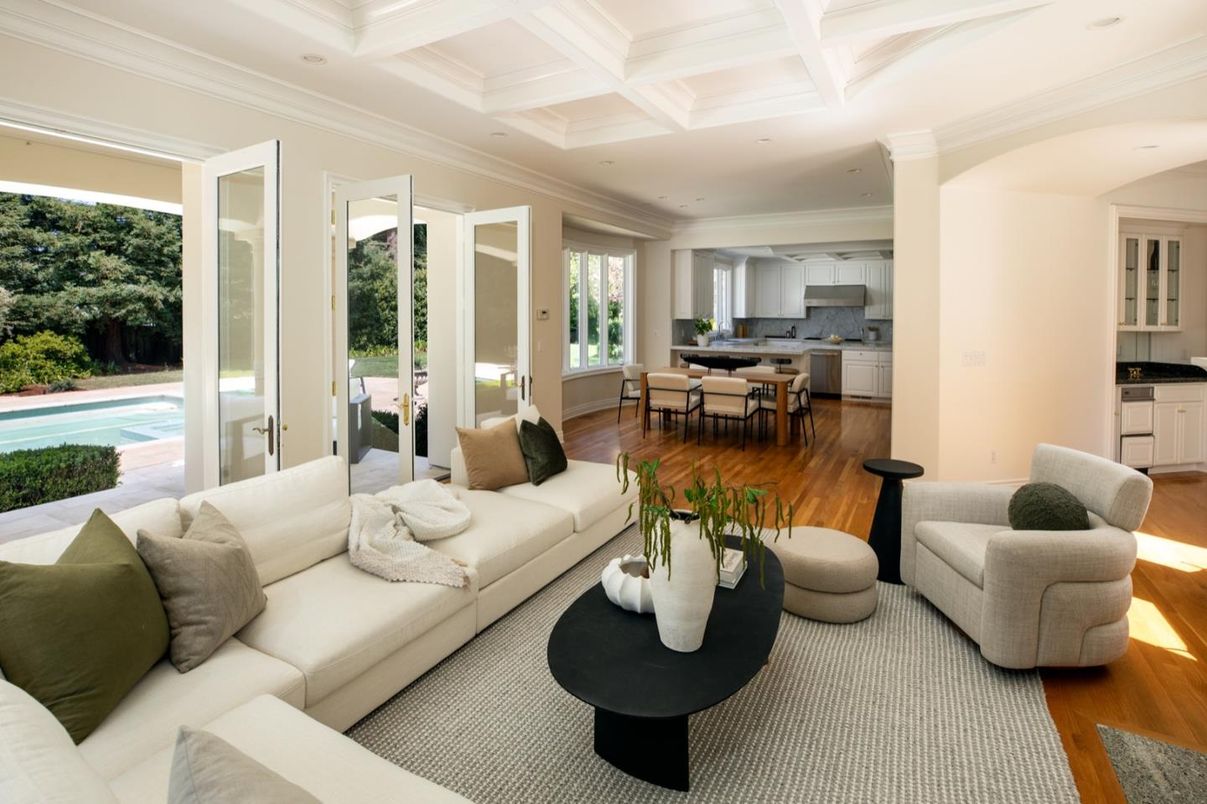 Dining room, Interior, Kitchen, Living room, Recessed Lighting, Wood Texture Flooring
