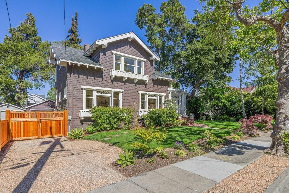 Exterior, Facade, American Craftsman