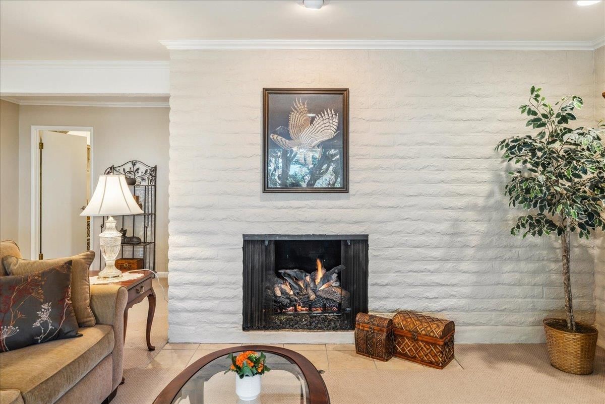 Fireplace, Interior, Recessed Lighting