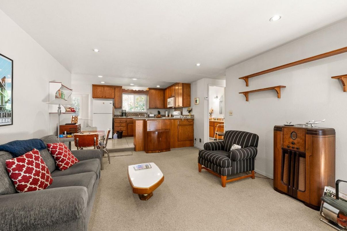 Interior, Kitchen, Living room, Recessed Lighting
