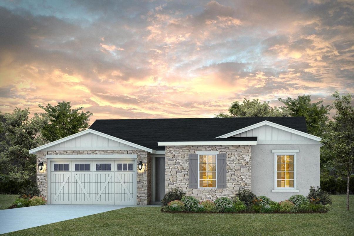 Attached, Exterior, Facade, Ranch