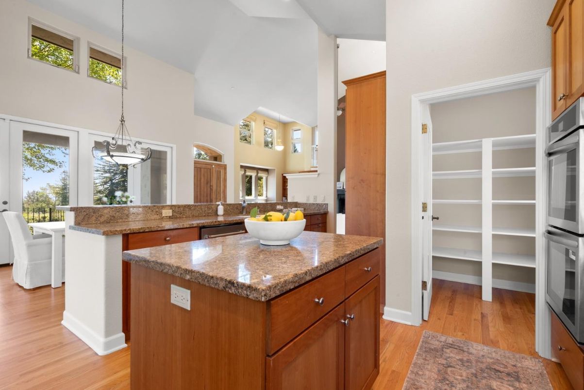Interior, Kitchen, Pendant Lights, Wood Texture Flooring