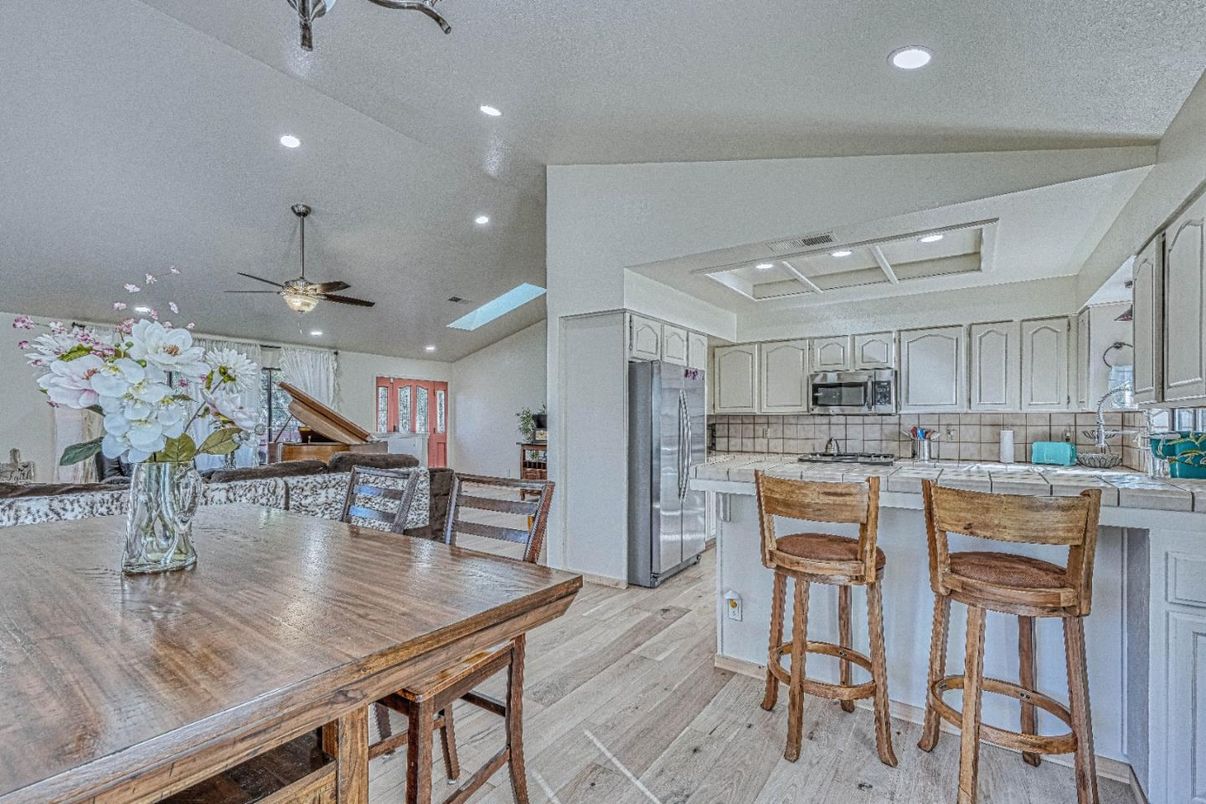 Dining room, Interior, Kitchen, Recessed Lighting, Wood Texture Flooring