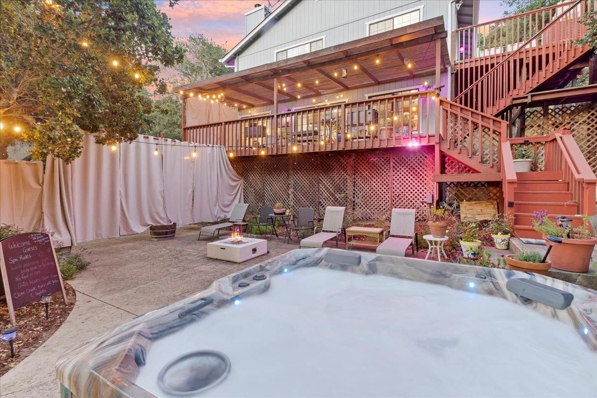 Exterior, Hot Tub