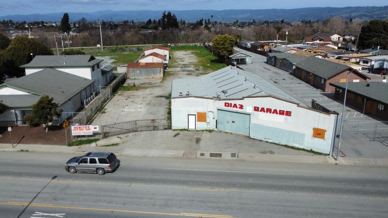 Exterior, Drone