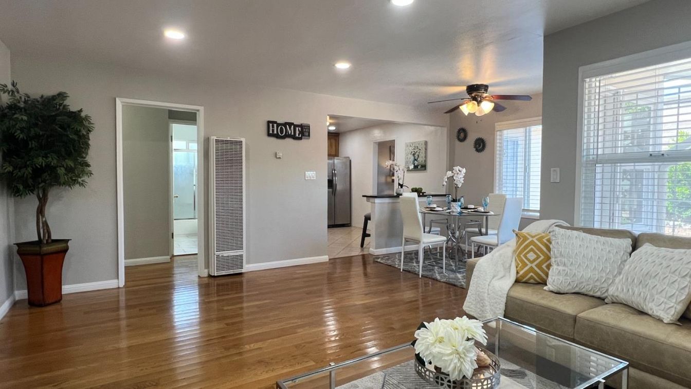Dining room, Interior, Living room, Recessed Lighting, Wood Texture Flooring