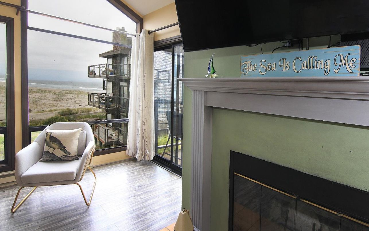 Fireplace, Interior, Water, Wood Texture Flooring