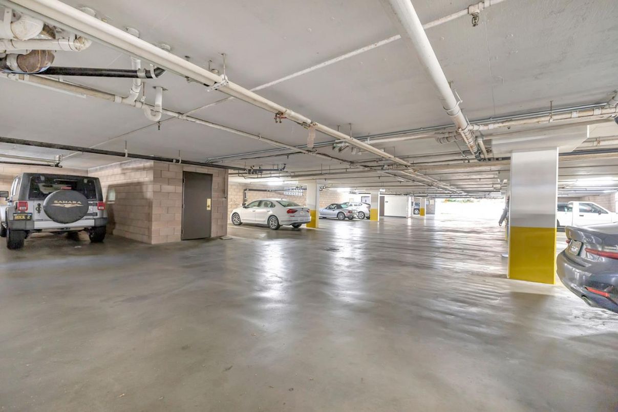 Garage, Interior, Stone Walls