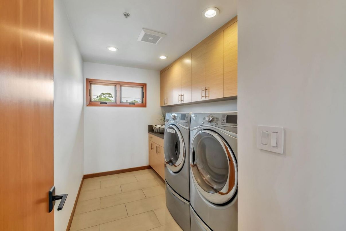 Interior, Recessed Lighting, Washer