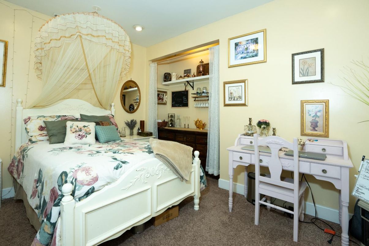 Bedroom, Home Office, Interior, Recessed Lighting