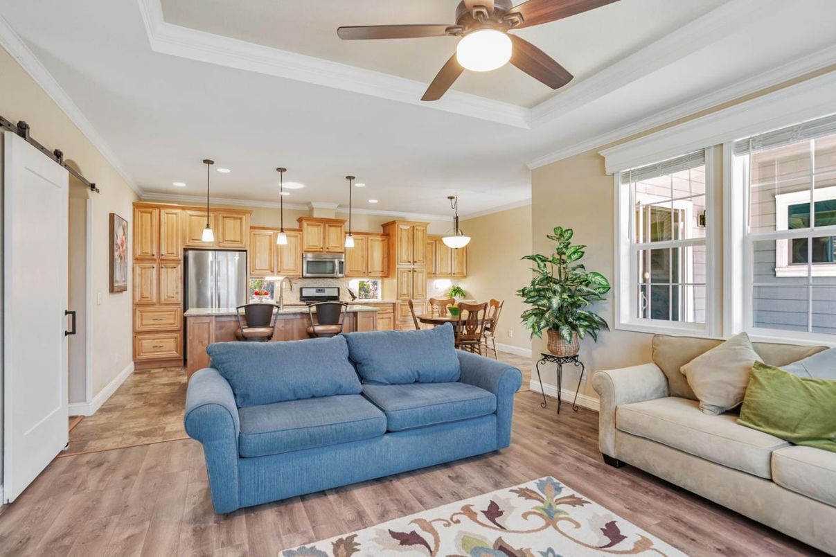 Dining room, Interior, Kitchen, Living room, Pendant Lights, Recessed Lighting, Stainless Steel Appliances, Wood Texture Flooring