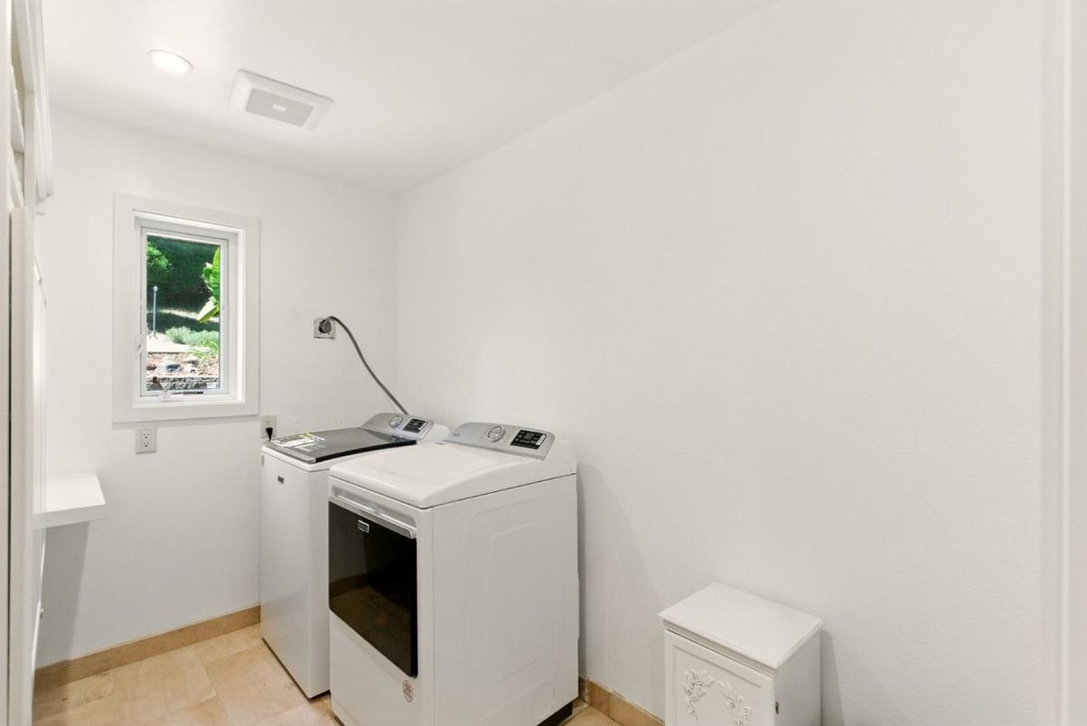 Interior, Recessed Lighting, Washer
