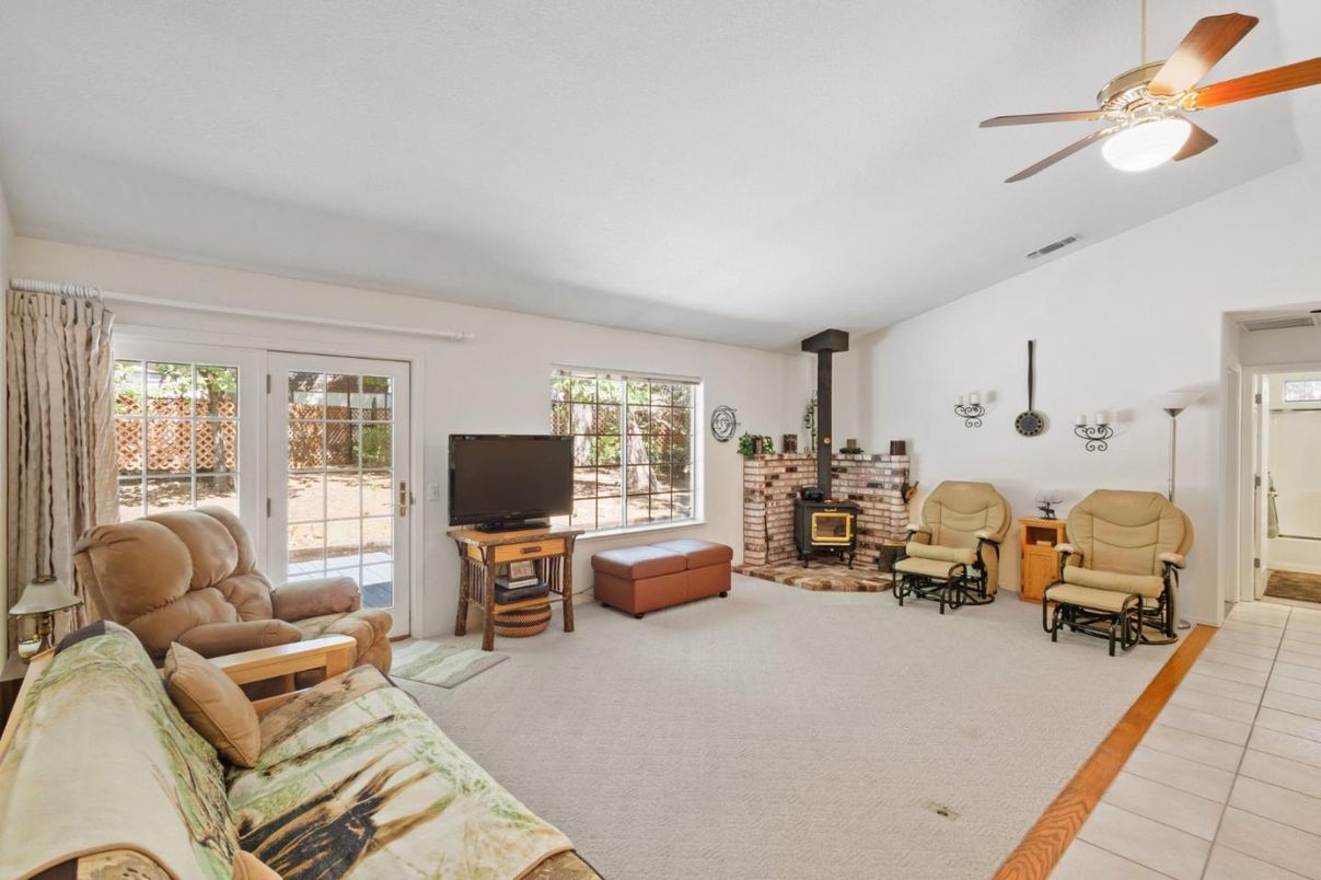 Fireplace, Interior, Living room