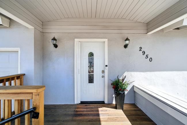 Exterior, Wood Texture Flooring