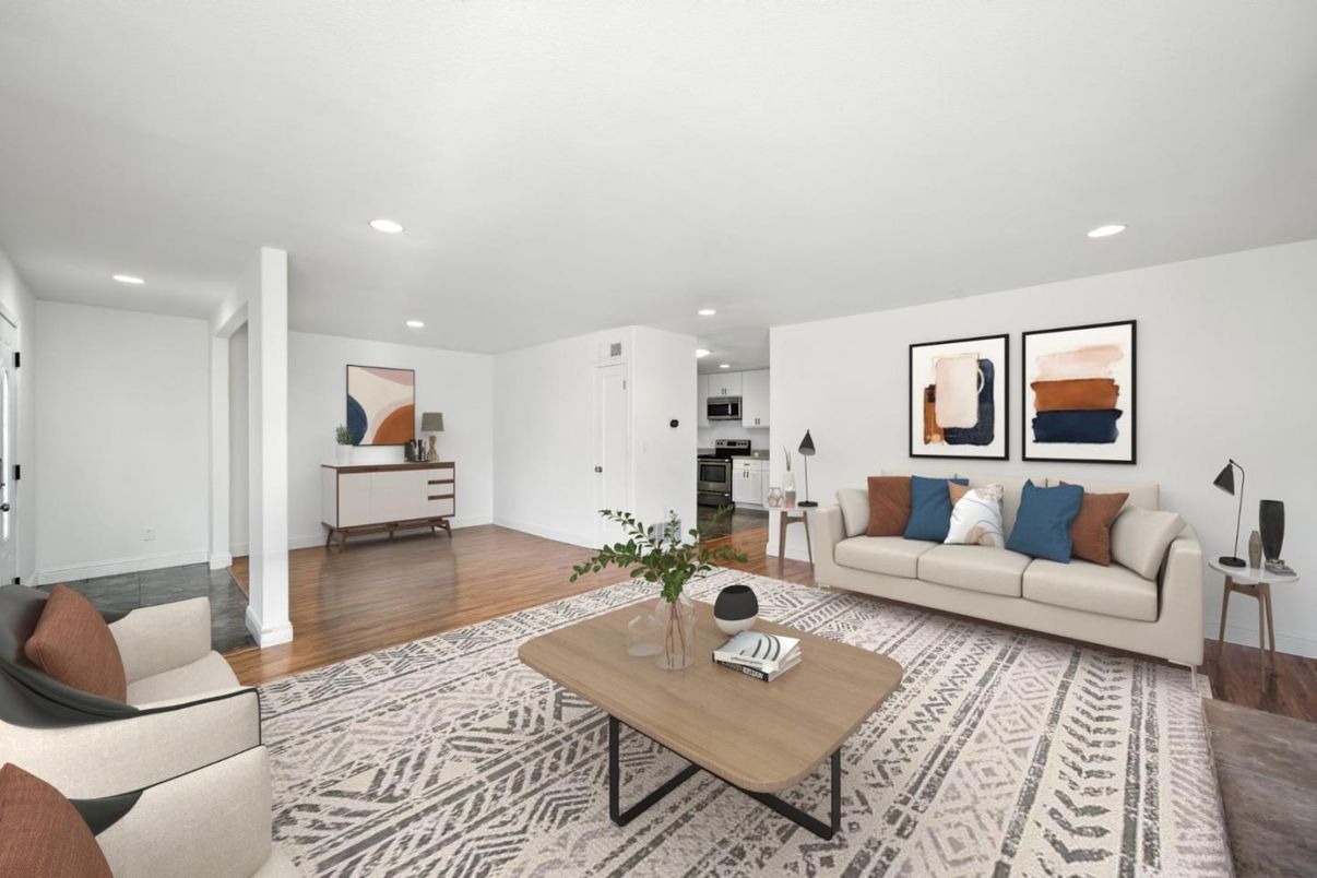 Interior, Living room, Recessed Lighting, Wood Texture Flooring