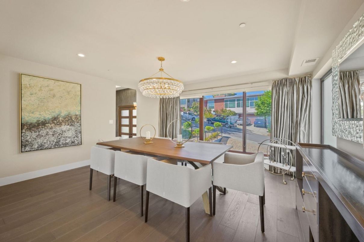 Chandelier, Dining room, Interior, Recessed Lighting, Wood Texture Flooring