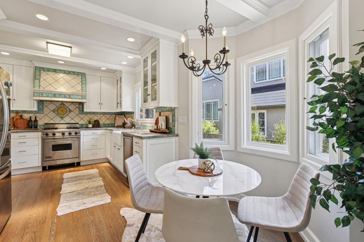 Chandelier, Dining room, Interior, Kitchen, Recessed Lighting, Stainless Steel Appliances, Wood Texture Flooring