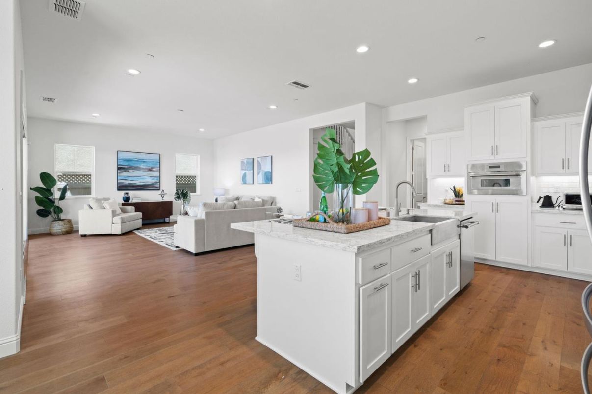 Interior, Kitchen, Living room, Recessed Lighting, Wood Texture Flooring