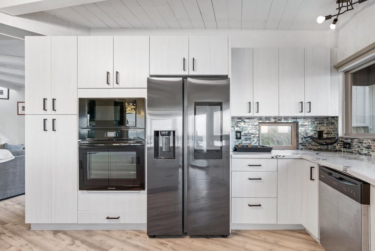 Interior, Kitchen, Stainless Steel Appliances, Wood Texture Flooring