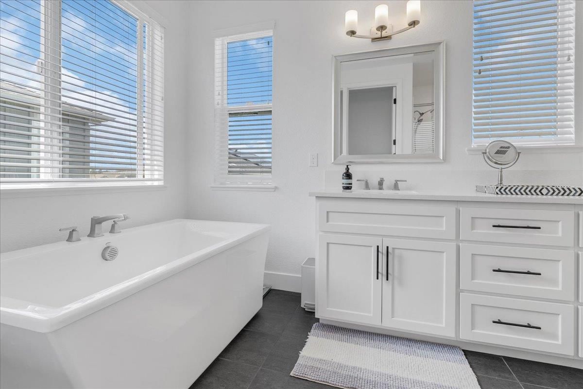 Bathroom, Dual Sink Vanities, Free Standing Baths, Interior