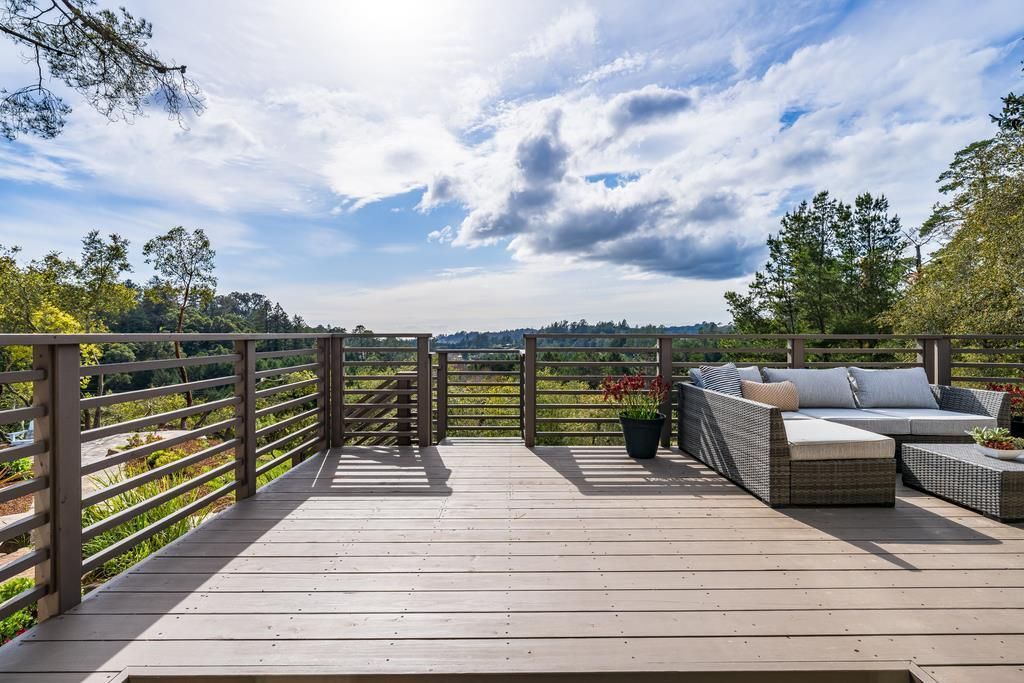 Exterior, Wood Texture Flooring