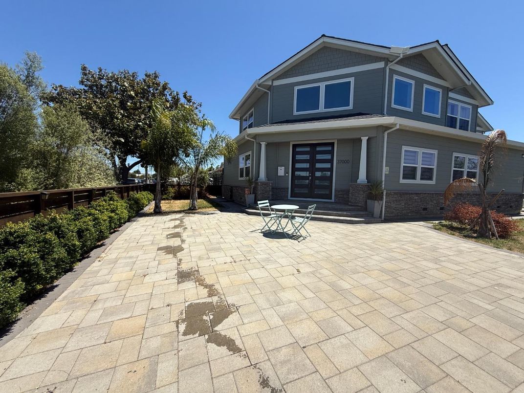 Exterior, Facade, American Craftsman